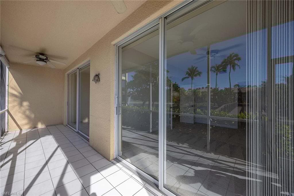 1625 Windy Pines Dr 5, Naples, FL 34112-26