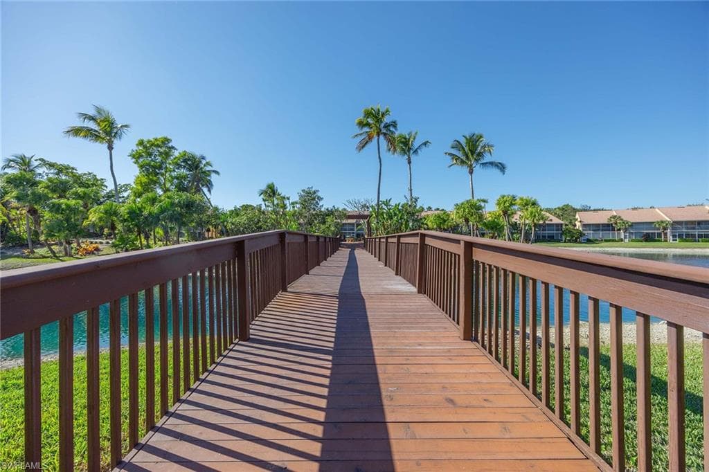 1625 Windy Pines Dr 5, Naples, FL 34112-27