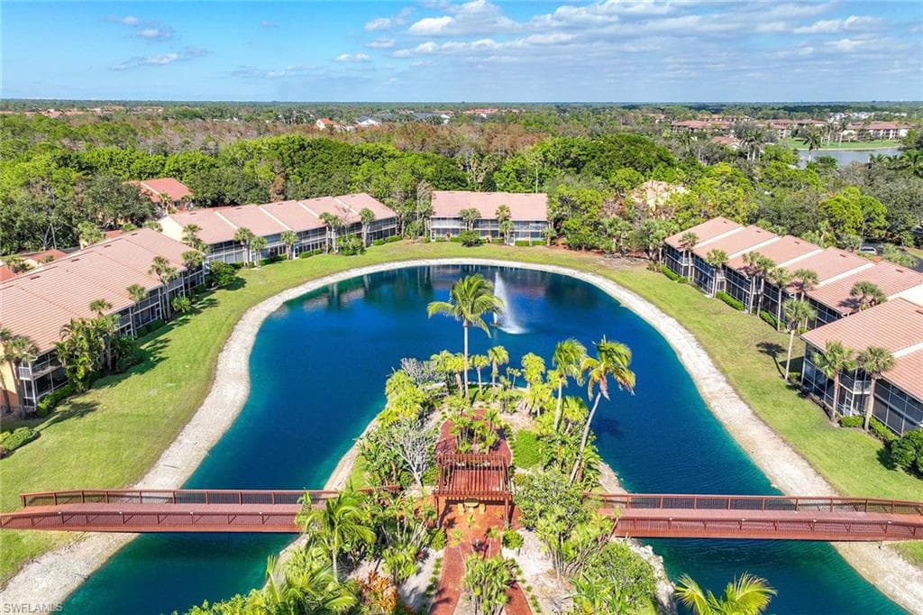 1625 Windy Pines Dr 5, Naples, FL 34112-35