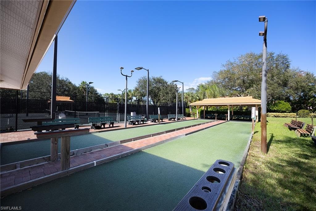 1625 Windy Pines Dr 5, Naples, FL 34112-38