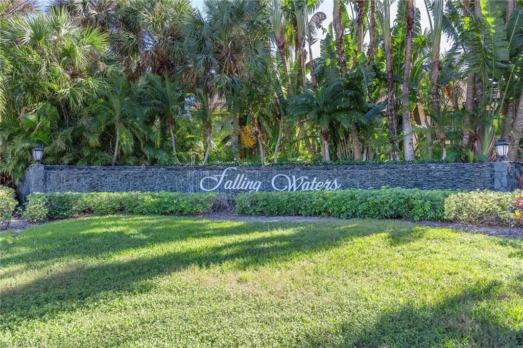 1625 Windy Pines Dr 5, Naples, FL 34112-44