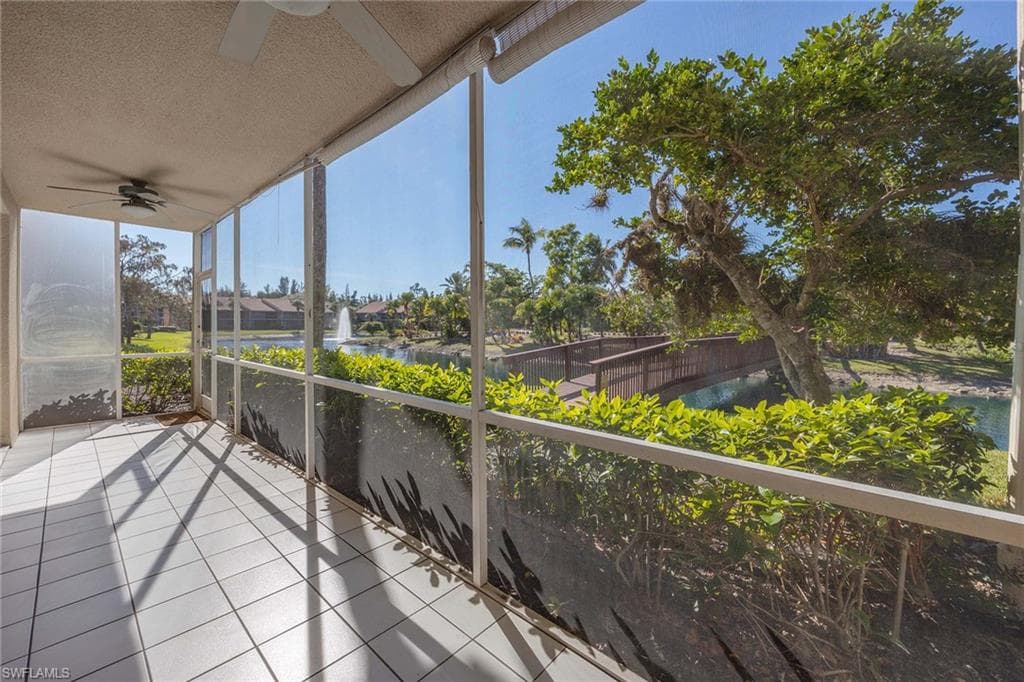 1625 Windy Pines Dr 5, Naples, FL 34112-4