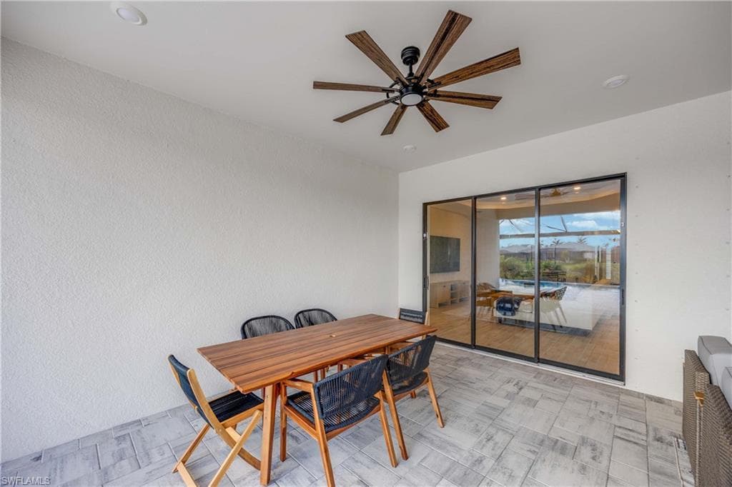 15140 Pescara St, Naples, FL 34114-29