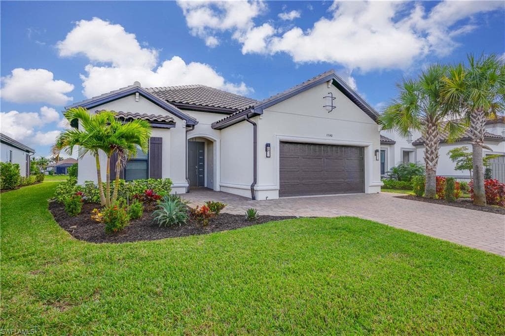 15140 Pescara St, Naples, FL 34114-33