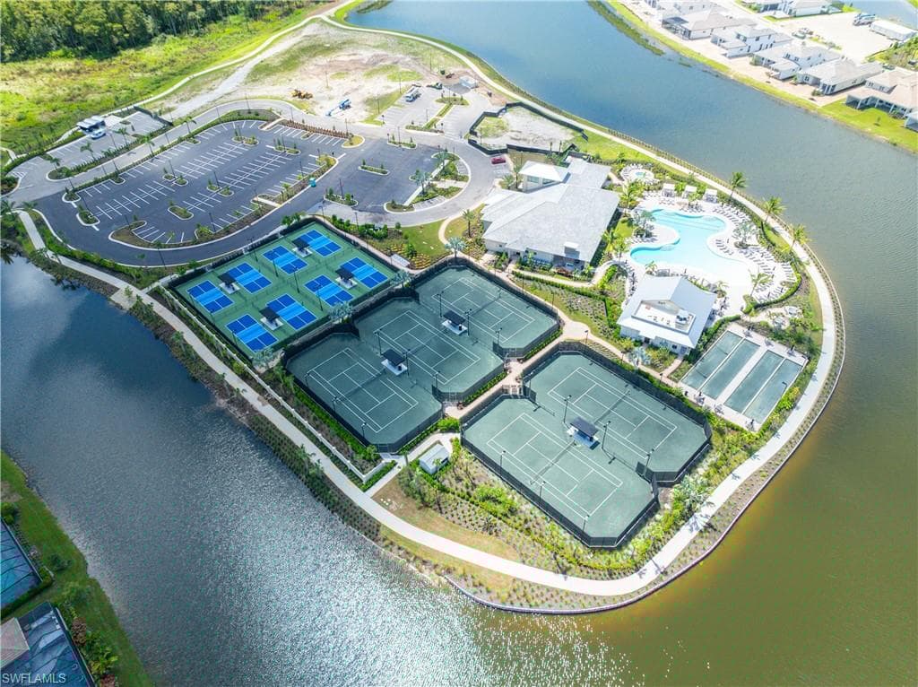 15140 Pescara St, Naples, FL 34114-36