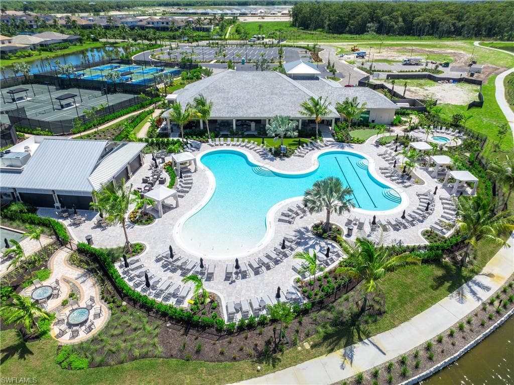 15140 Pescara St, Naples, FL 34114-41