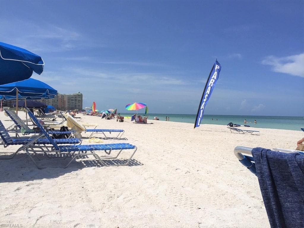 350 Henderson Ct, Marco Island, FL 34145-24
