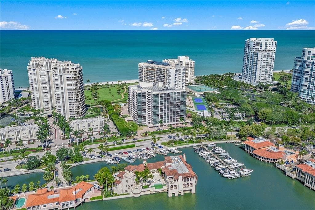 4031 Gulf Shore Blvd N 22, Naples, FL 34103-41