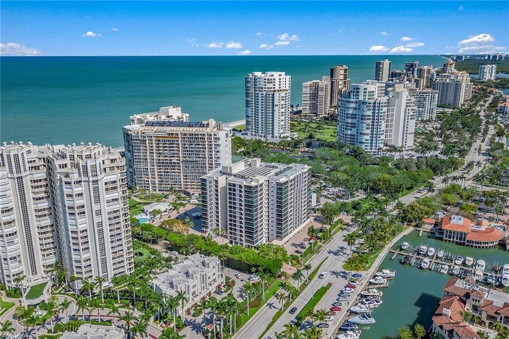 4031 Gulf Shore Blvd N 22, Naples, FL 34103-42