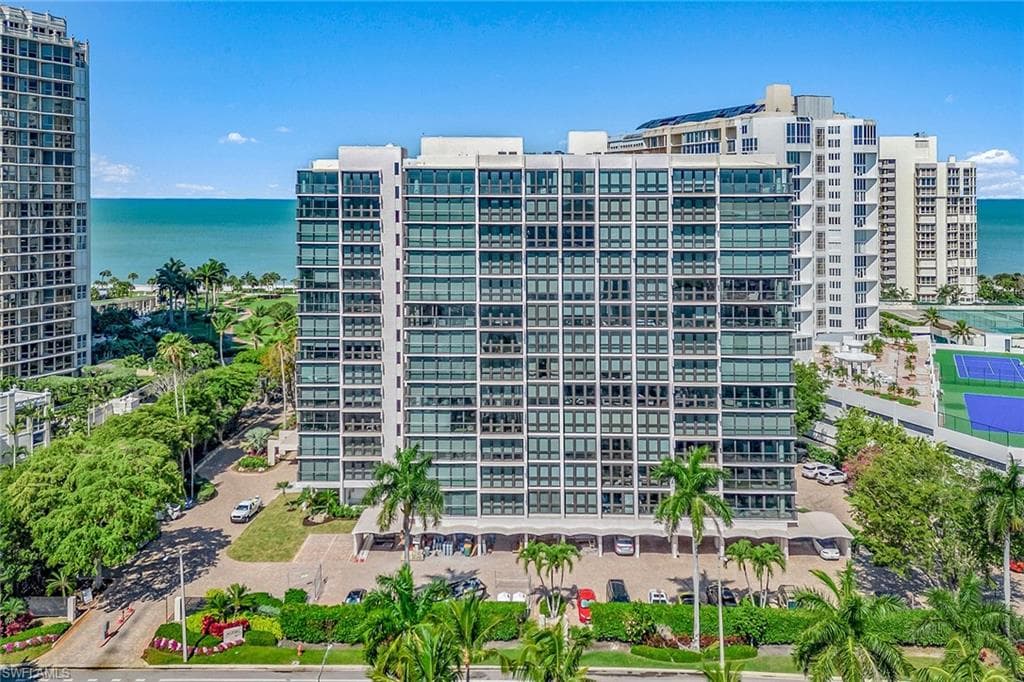 4031 Gulf Shore Blvd N 22, Naples, FL 34103-46