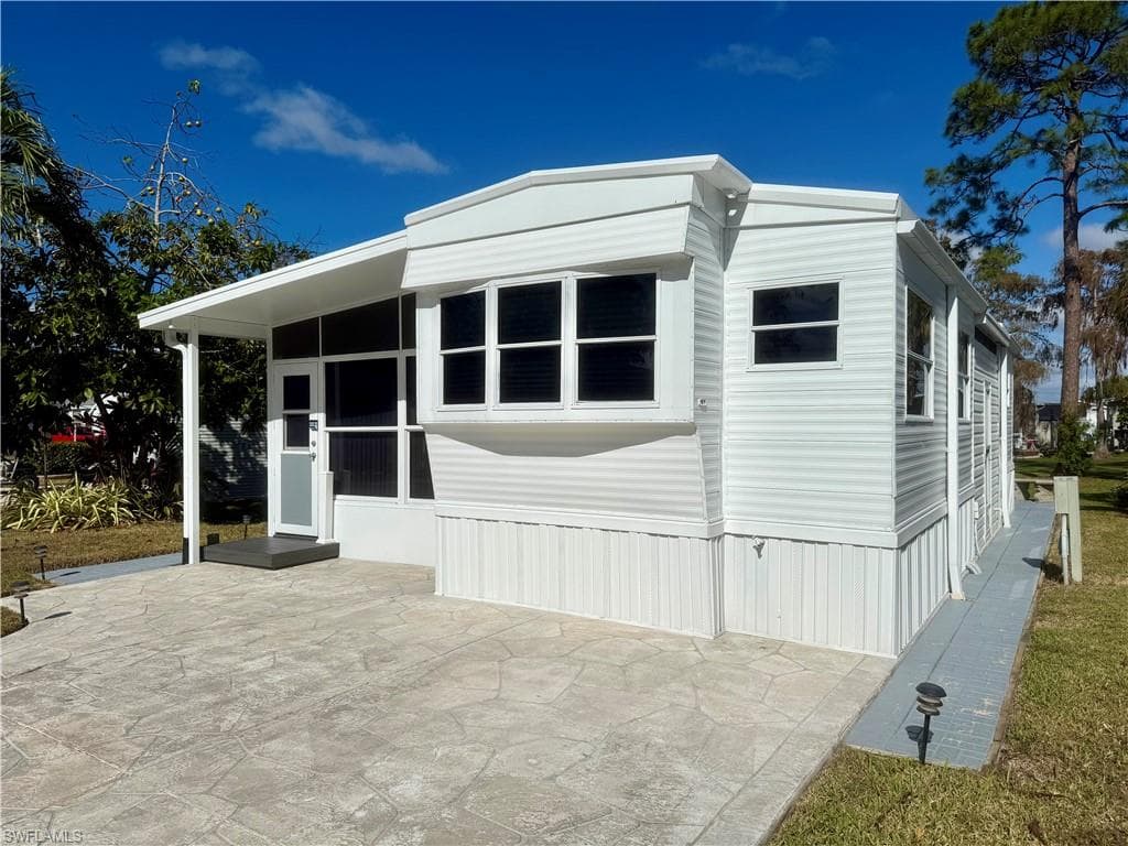 469 Vanda Sanctuary, Naples, FL 34114-7