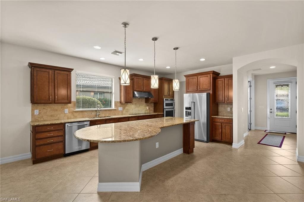 14650 Laguna Dr, Fort Myers, FL 33908-9