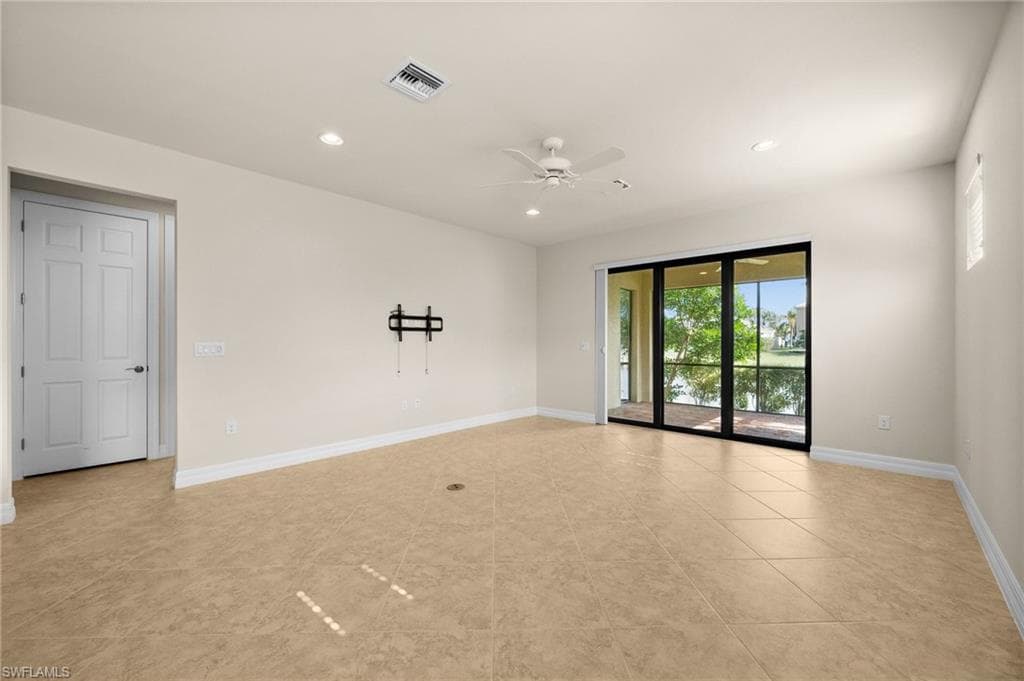 14650 Laguna Dr, Fort Myers, FL 33908-18