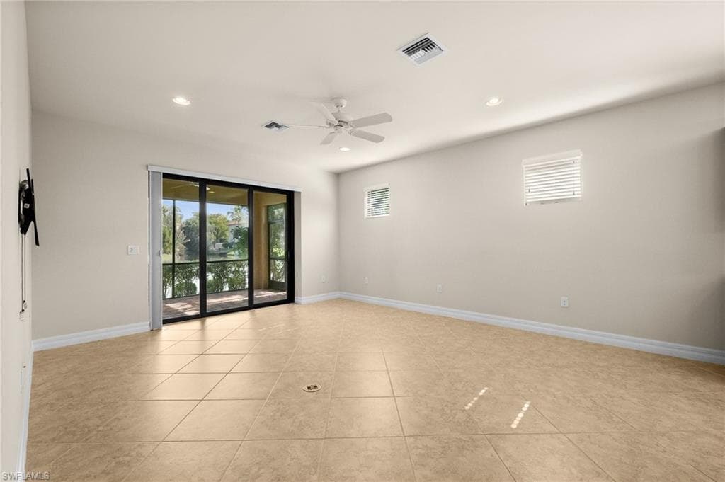 14650 Laguna Dr, Fort Myers, FL 33908-19