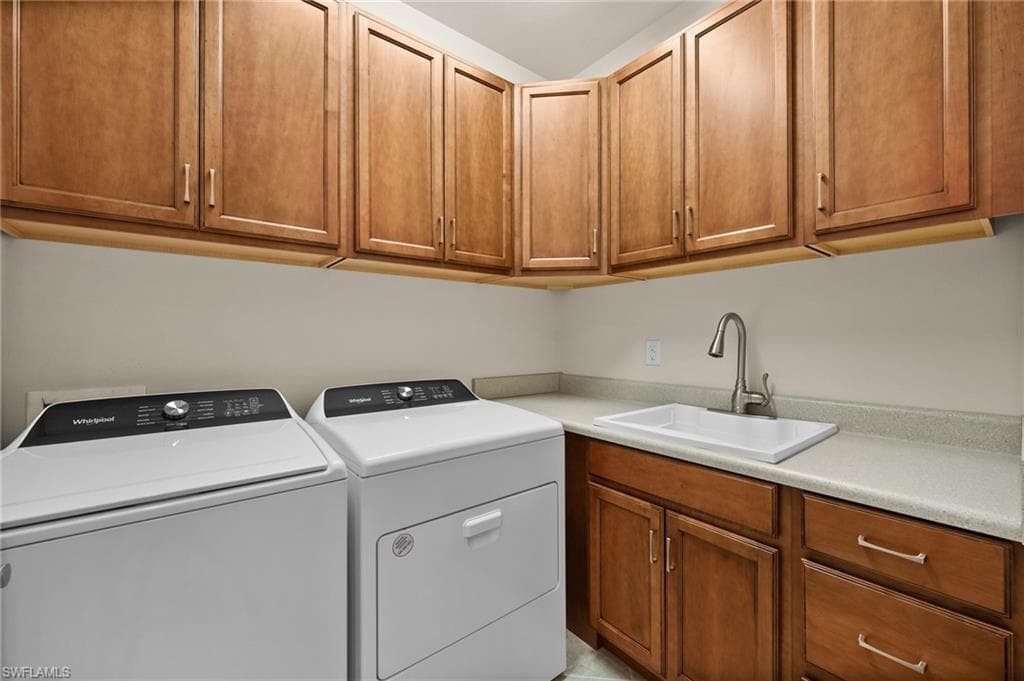 14650 Laguna Dr, Fort Myers, FL 33908-33