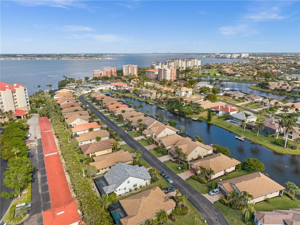 14650 Laguna Dr, Fort Myers, FL 33908-41