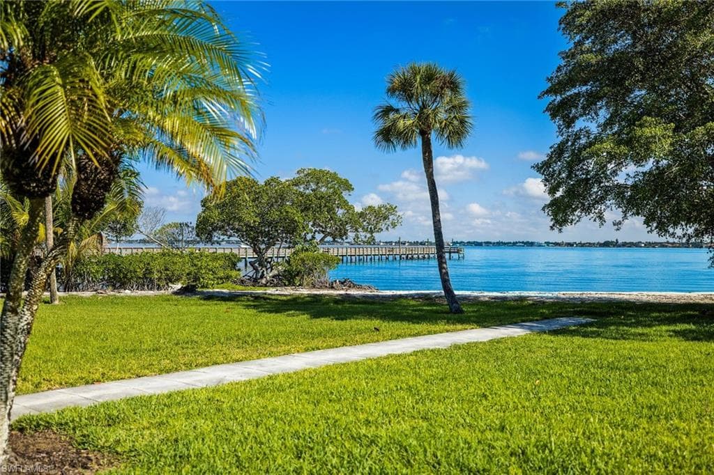 14650 Laguna Dr, Fort Myers, FL 33908-51