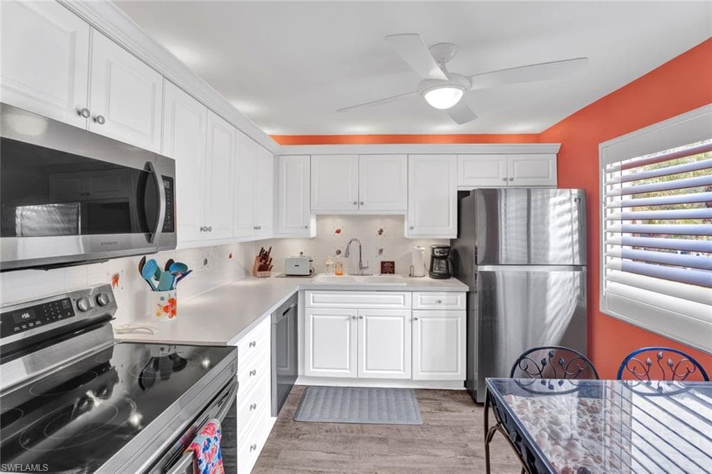 541 Teryl Rd 3, Naples, FL 34112-9