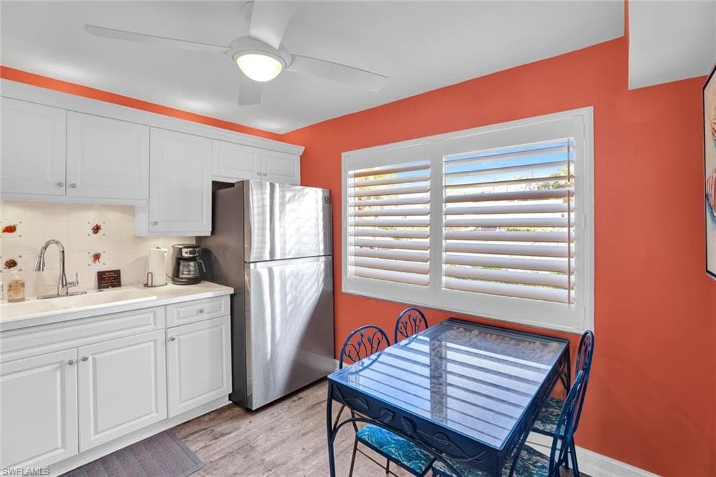 541 Teryl Rd 3, Naples, FL 34112-11