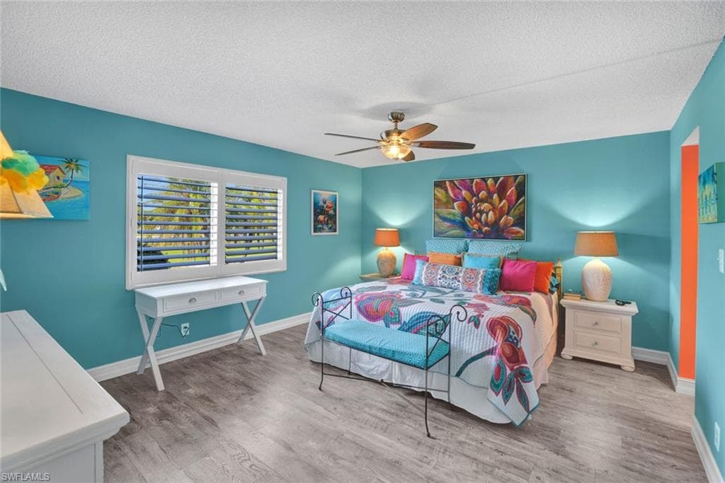 541 Teryl Rd 3, Naples, FL 34112-12