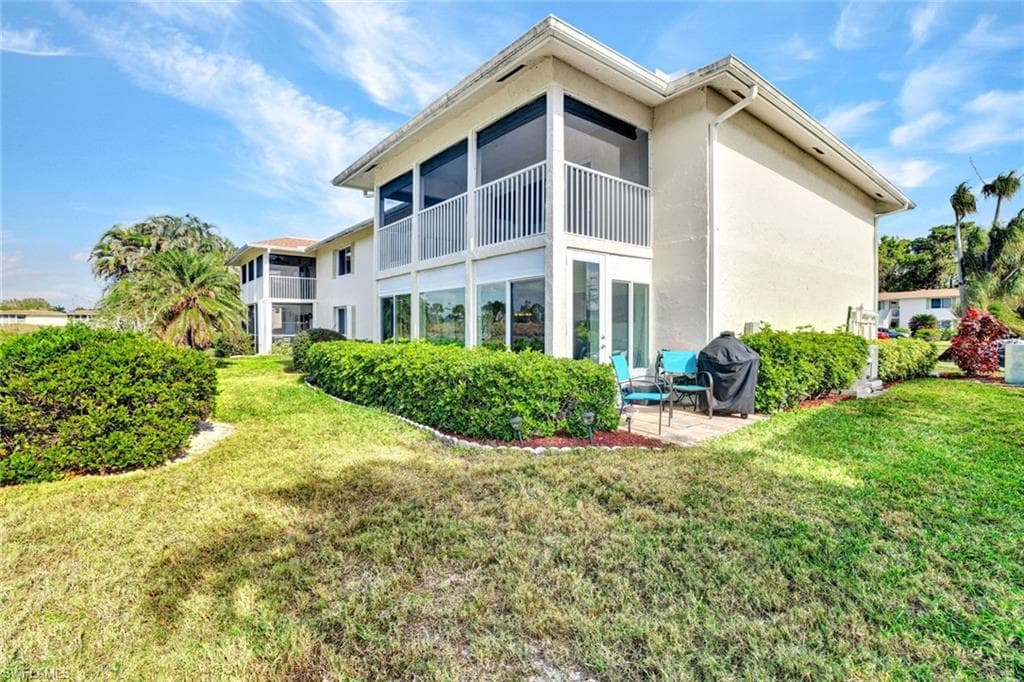 541 Teryl Rd 3, Naples, FL 34112-20