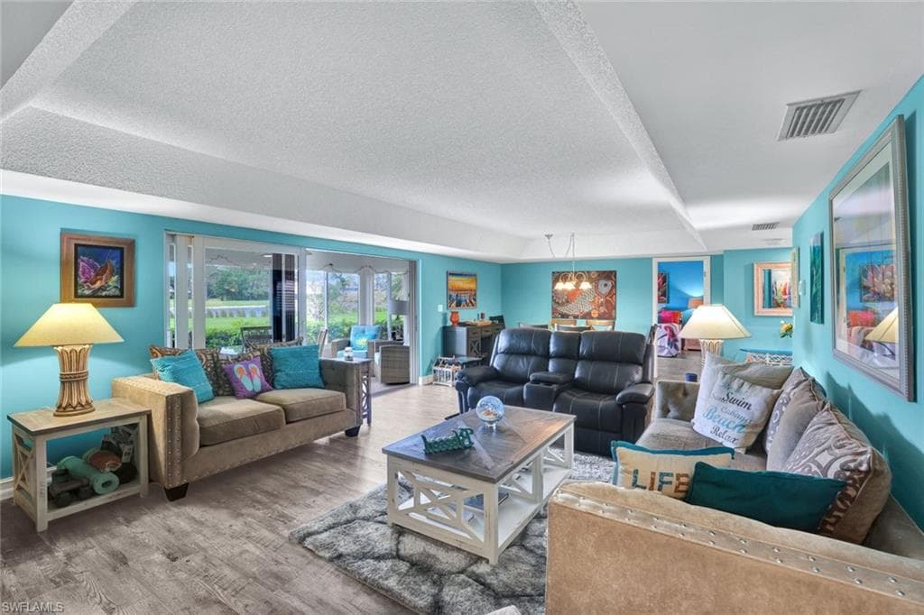 541 Teryl Rd 3, Naples, FL 34112-4