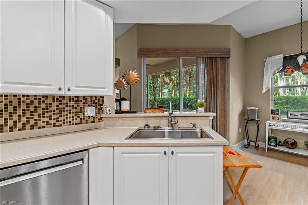 6040 Jonathans Bay Cir 401, Fort Myers, FL 33908-14