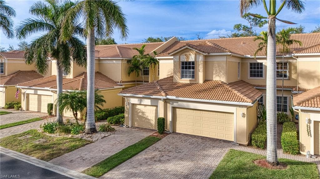 6040 Jonathans Bay Cir 401, Fort Myers, FL 33908-38