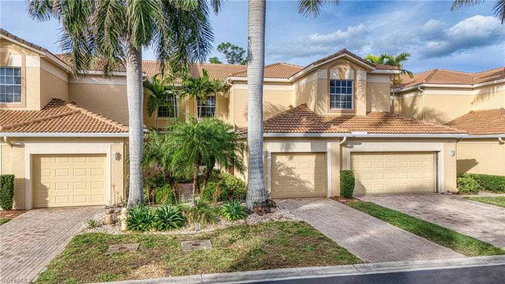 6040 Jonathans Bay Cir 401, Fort Myers, FL 33908-3