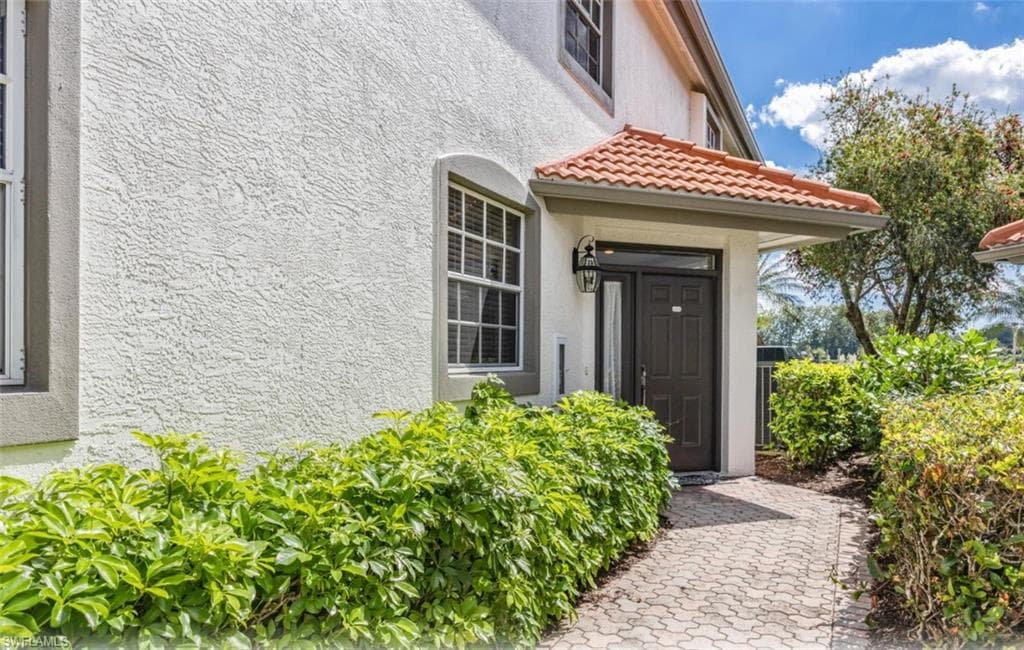 610 Laguna Royale Blvd 1002, Naples, FL 34119-23