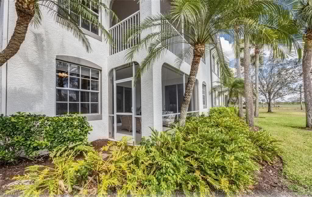 610 Laguna Royale Blvd 1002, Naples, FL 34119-24