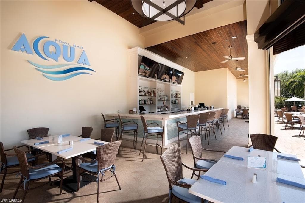 610 Laguna Royale Blvd 1002, Naples, FL 34119-34