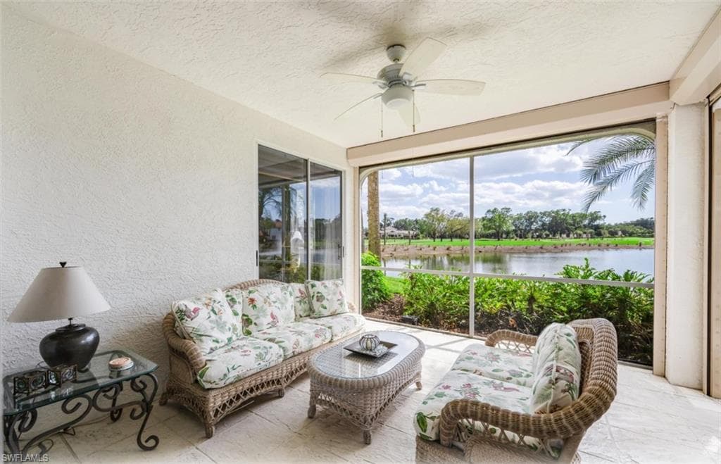 610 Laguna Royale Blvd 1002, Naples, FL 34119-4