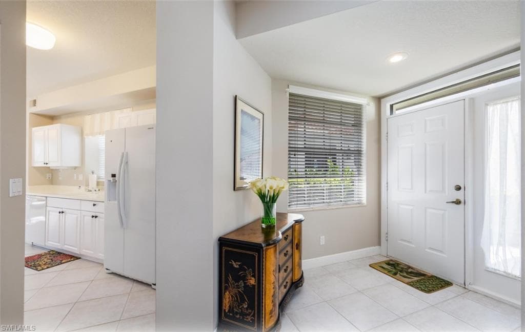 610 Laguna Royale Blvd 1002, Naples, FL 34119-5