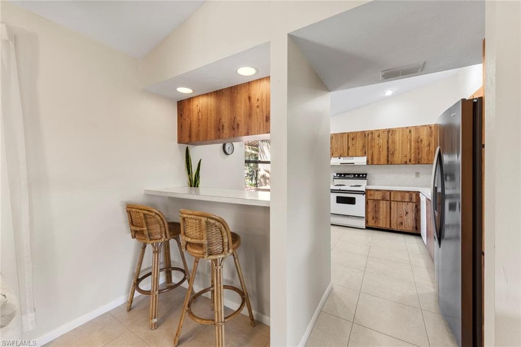 198 Albi Rd 4, Naples, FL 34112-10