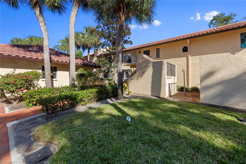 198 Albi Rd 4, Naples, FL 34112-25