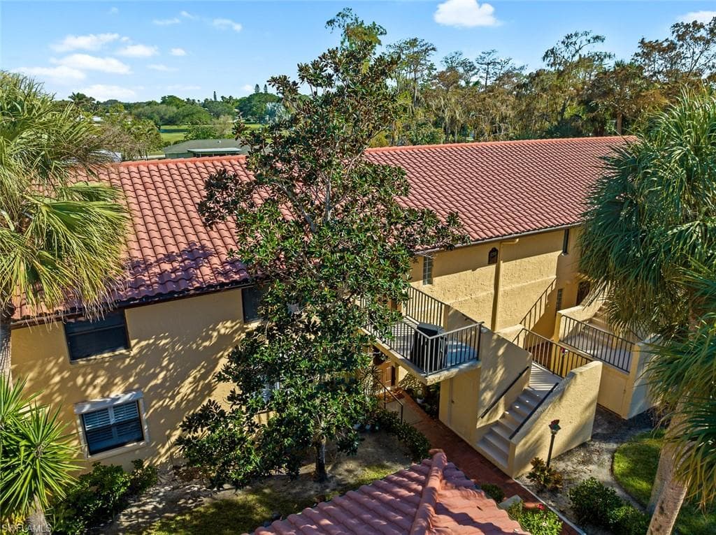 198 Albi Rd 4, Naples, FL 34112-29