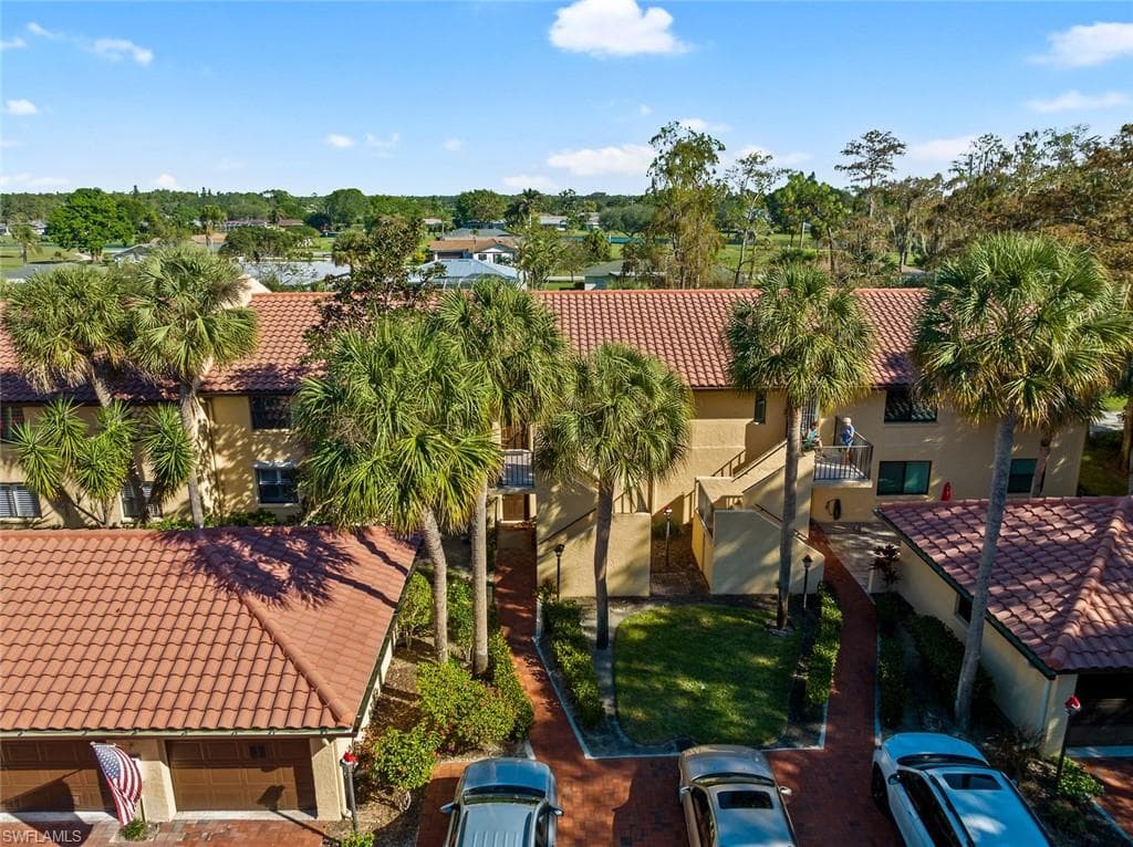 198 Albi Rd 4, Naples, FL 34112-37