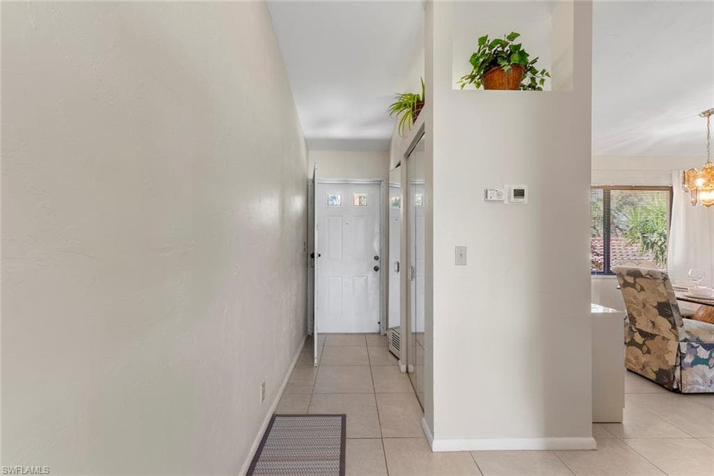 198 Albi Rd 4, Naples, FL 34112-4