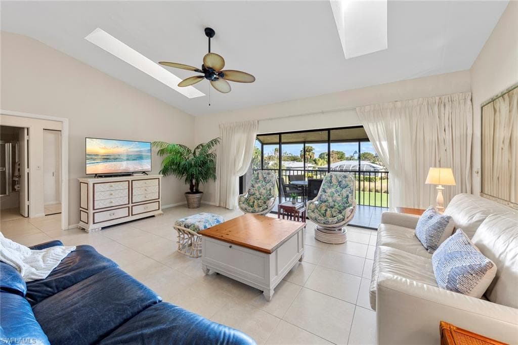 198 Albi Rd 4, Naples, FL 34112-7