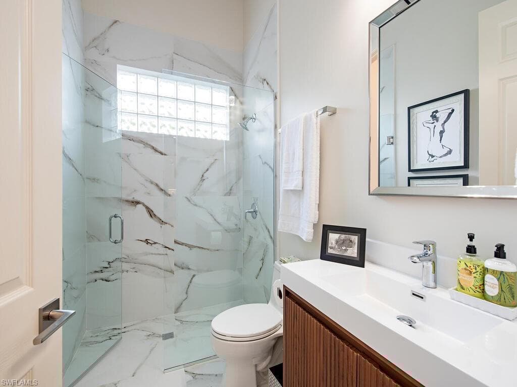 1264 Via Portofino, Naples, FL 34108-20