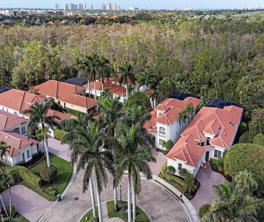 1264 Via Portofino, Naples, FL 34108-25