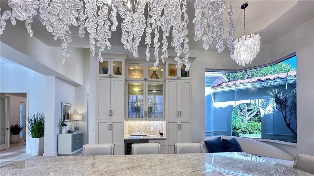 1264 Via Portofino, Naples, FL 34108-5