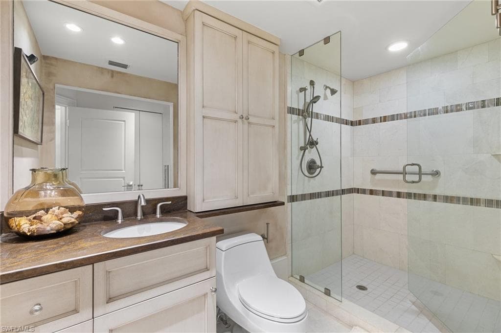 406 La Peninsula Blvd 406, Naples, FL 34113-26