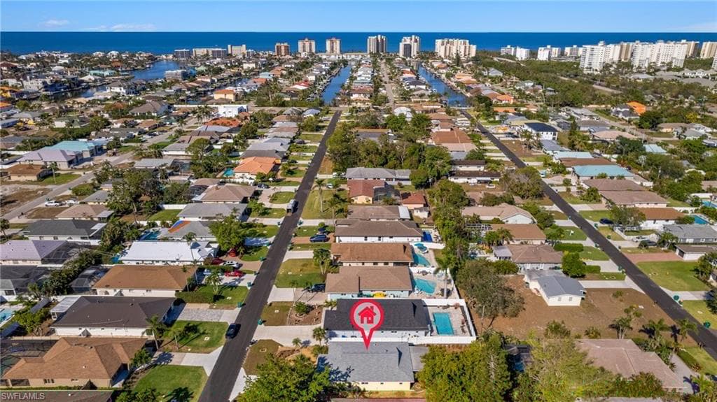 573 108th Ave N, Naples, FL 34108-22