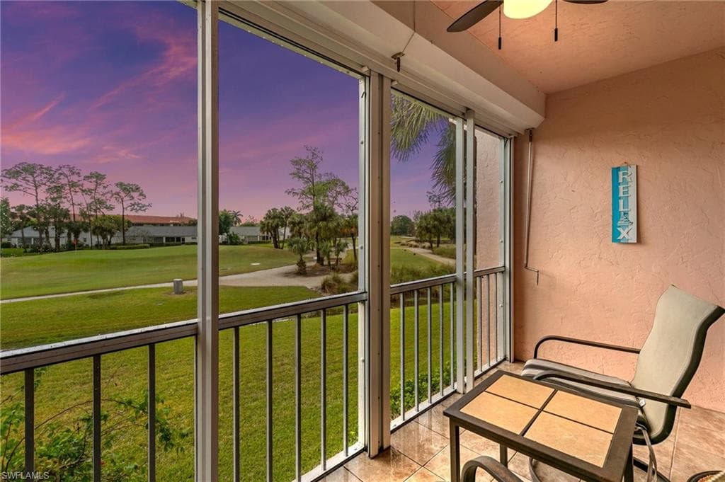 160 Turtle Lake Ct 210, Naples, FL 34105-20