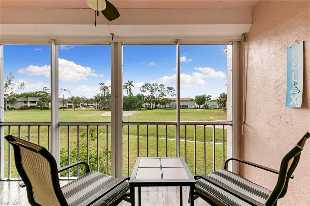 160 Turtle Lake Ct 210, Naples, FL 34105-23