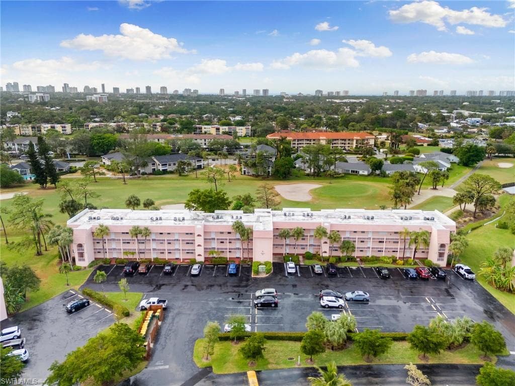 160 Turtle Lake Ct 210, Naples, FL 34105-25