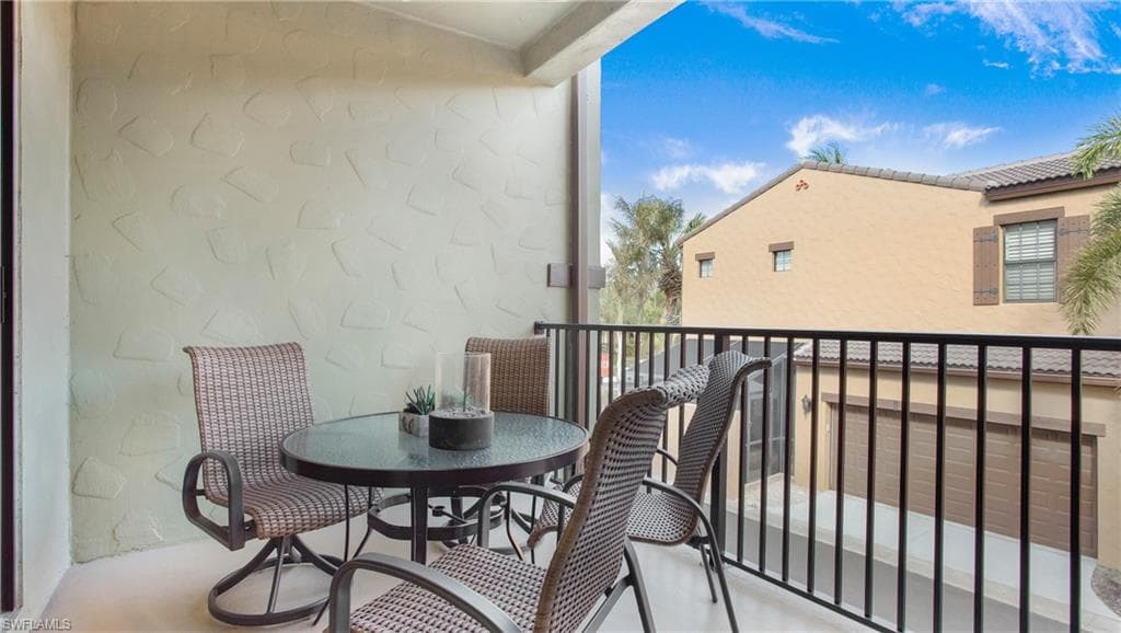 8992 Cambria Cir 1602, Naples, FL 34113-16