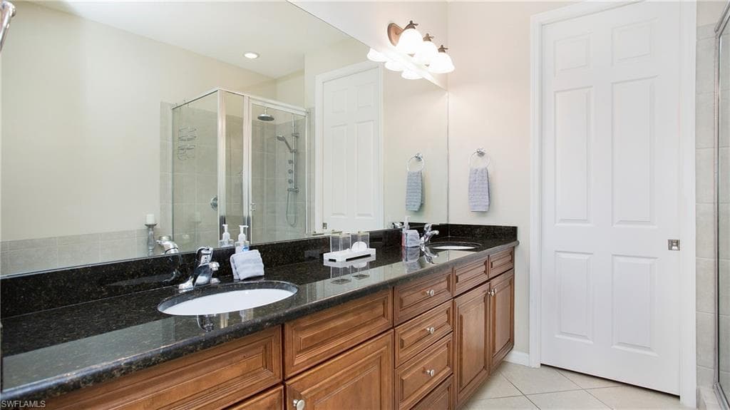 8992 Cambria Cir 1602, Naples, FL 34113-22